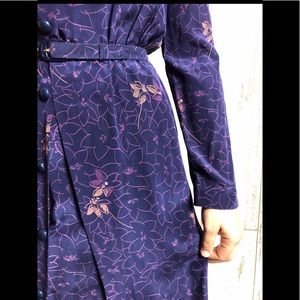 Vintage Salvatore Ferragamo floral 100% silk dress